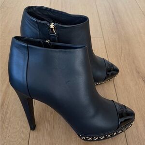 CHANEL Black Patent and Leather CC Cap Toe Chain Platform Booties